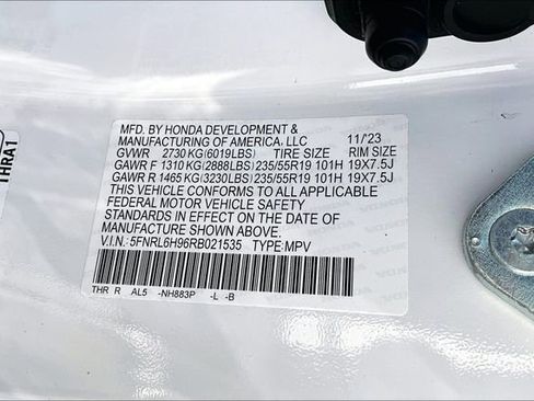 Used 2024 Honda Odyssey Elite image 18