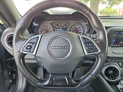 Used 2020 Chevrolet Camaro LT RWD image 10