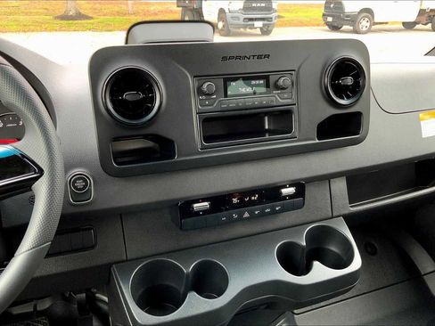 New 2026 Mercedes-Benz Sprinter 2500 image 6