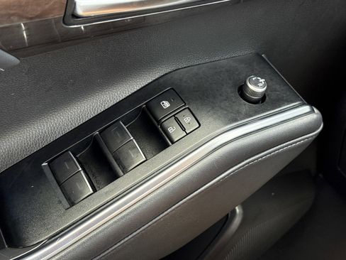 Used 2022 Toyota Highlander Platinum image 20