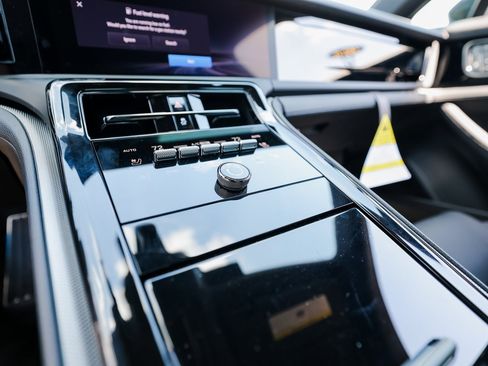 New 2026 Porsche Panamera 4 image 19
