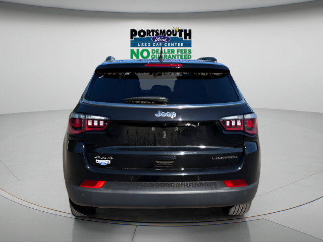 Used 2025 Jeep Compass Limited AWD/4WD image 10
