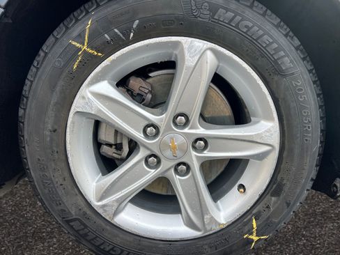 Used 2022 Chevrolet Malibu LS image 14