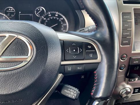 Used 2021 Lexus GX 460 Luxury w/ Off Road Package AWD/4WD image 22