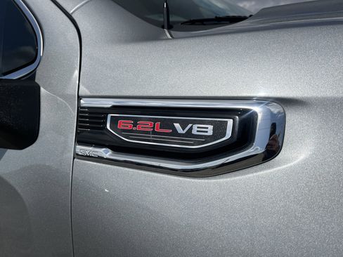 Used 2024 GMC Sierra 1500 Denali w/ Technology Package image 2