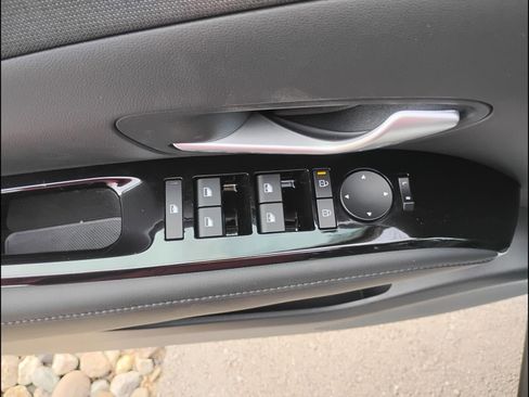 New 2026 Hyundai Tucson Limited w/ Tow & Go Package AWD/4WD image 19