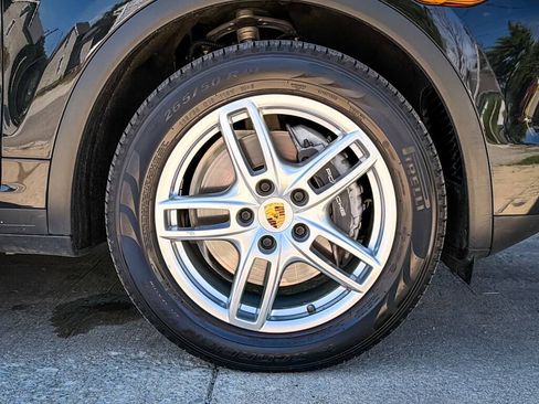 Used 2014 Porsche Cayenne Diesel AWD/4WD image 15