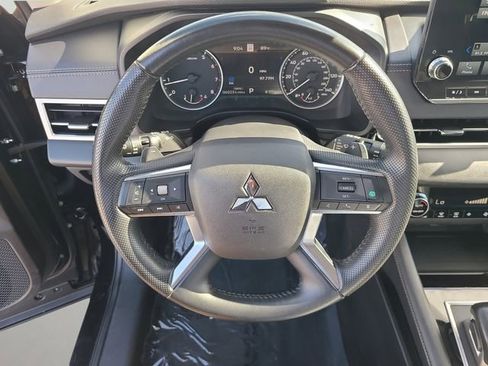 Used 2024 Mitsubishi Outlander SE FWD image 21