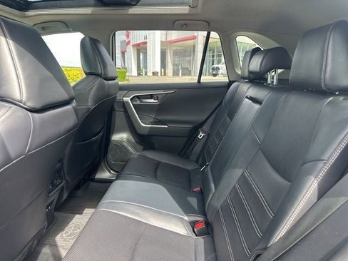 Used 2020 Toyota RAV4 Limited AWD/4WD image 13