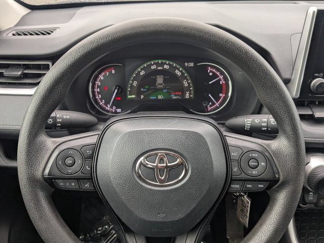 Certified 2024 Toyota RAV4 LE FWD image 27