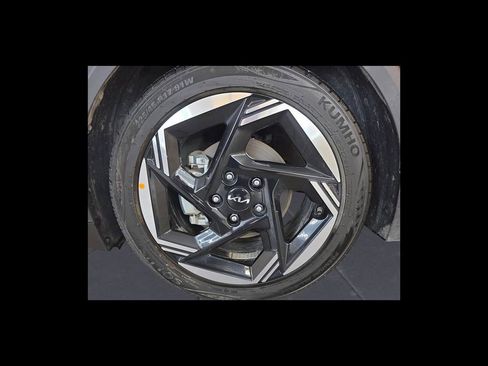 Used 2025 Kia K4 EX FWD image 10