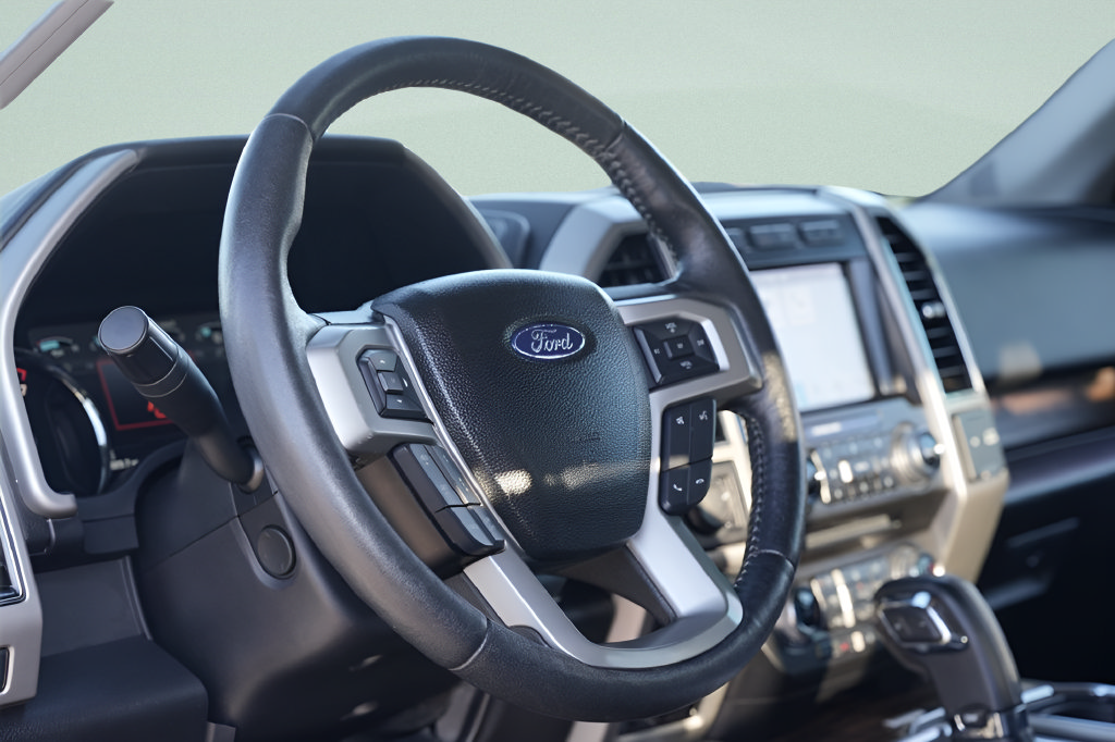 Used 2018 Ford F150 Lariat w/ Equipment Group 502A Luxury AWD/4WD image 26
