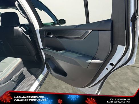 New 2026 GMC Acadia AT4 w/ Luxury Package AWD/4WD image 24