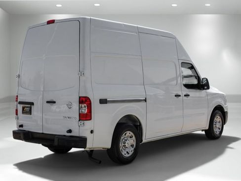 Used 2019 Nissan NV 2500 SV RWD image 6