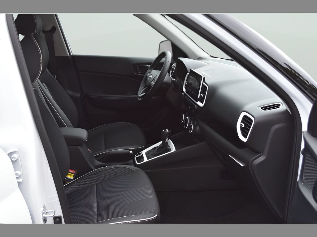 New 2026 Hyundai Venue SEL FWD image 15