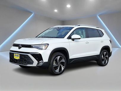New 2026 Volkswagen Taos SE