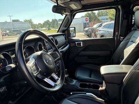 Used 2021 Jeep Wrangler Unlimited Sahara AWD/4WD image 26