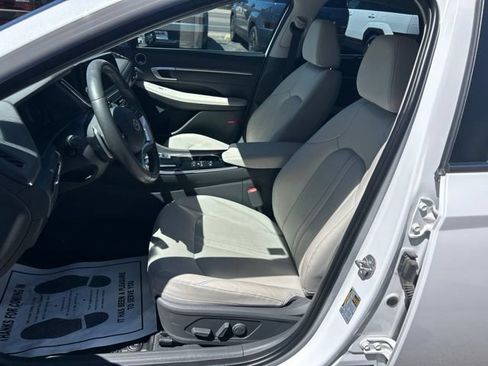 Used 2023 Hyundai Sonata Limited FWD image 11