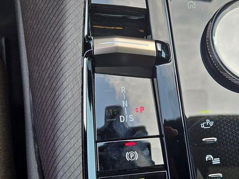 Used 2025 BMW X3 xDrive30i w/ Convenience Package image 7