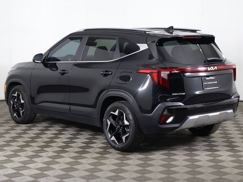 Certified 2024 Kia Seltos EX AWD/4WD image 10