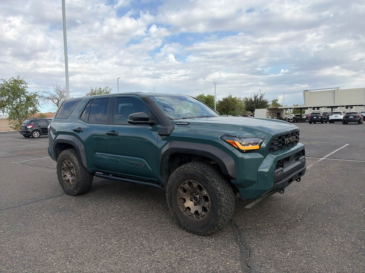 Used 2025 Toyota 4Runner Trailhunter AWD/4WD image 3