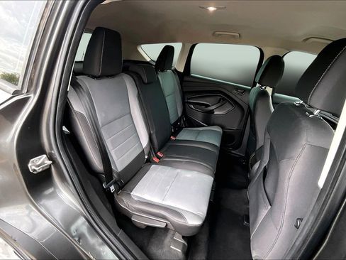 Used 2017 Ford Escape S image 24