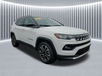 Used 2022 Jeep Compass Limited video 1