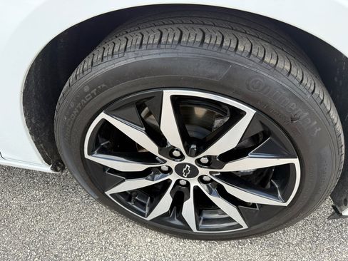 Used 2024 Chevrolet Malibu RS image 9