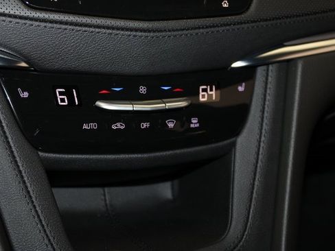 New 2025 Cadillac XT5 Luxury image 16