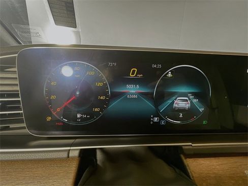 Used 2020 Mercedes-Benz GLE 350 4MATIC w/ Premium Package image 14