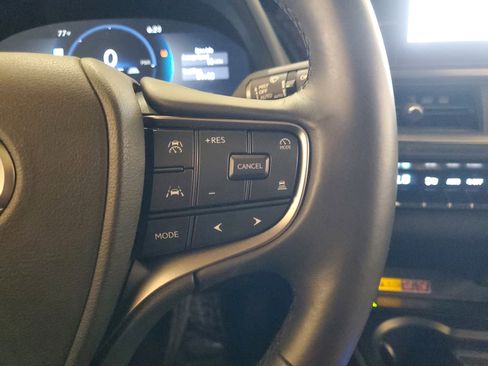 Used 2025 Lexus UX 300h FWD w/ Accessory Package (Z1) image 27