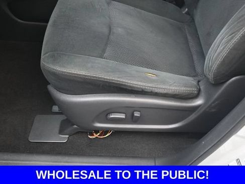 Used 2014 Nissan Pathfinder SV FWD image 13