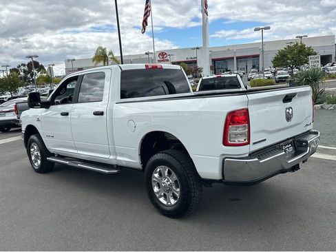 Used 2024 RAM 2500 Big Horn w/ Off Road Package AWD/4WD image 4