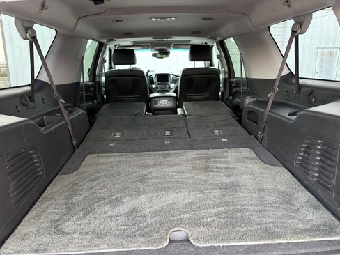 Used 2015 Chevrolet Suburban LTZ AWD/4WD image 4