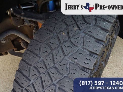 Used 2024 GMC Sierra 2500 AT4X AWD/4WD image 8