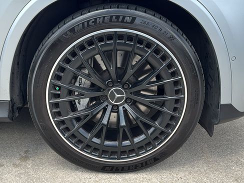 Used 2024 Mercedes-Benz GLC 43 AMG 4MATIC image 31