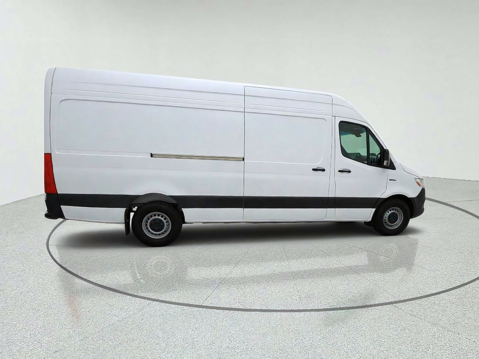 New 2025 Mercedes-Benz eSprinter 170 Cargo image 7