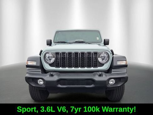 Used 2024 Jeep Wrangler Unlimited Sport AWD/4WD image 2