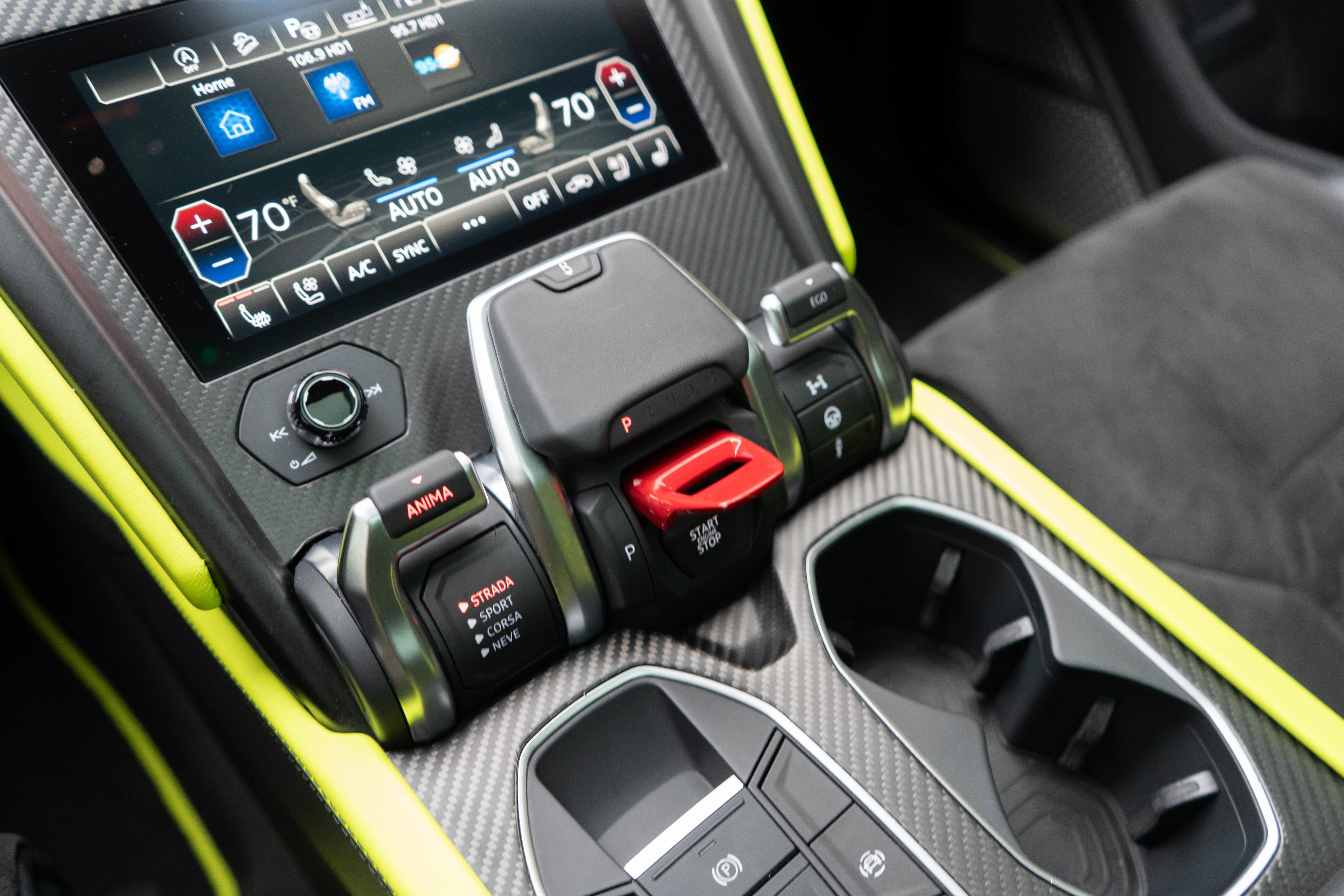 Used 2021 Lamborghini Urus AWD/4WD image 29