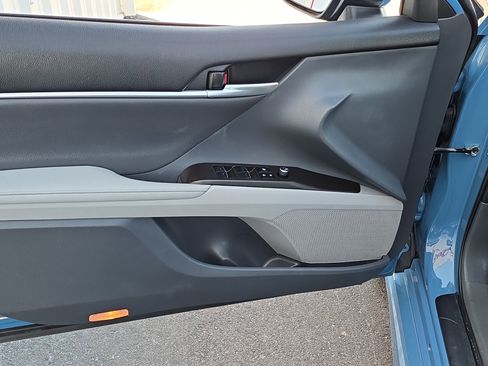 Used 2024 Toyota Camry XSE image 9