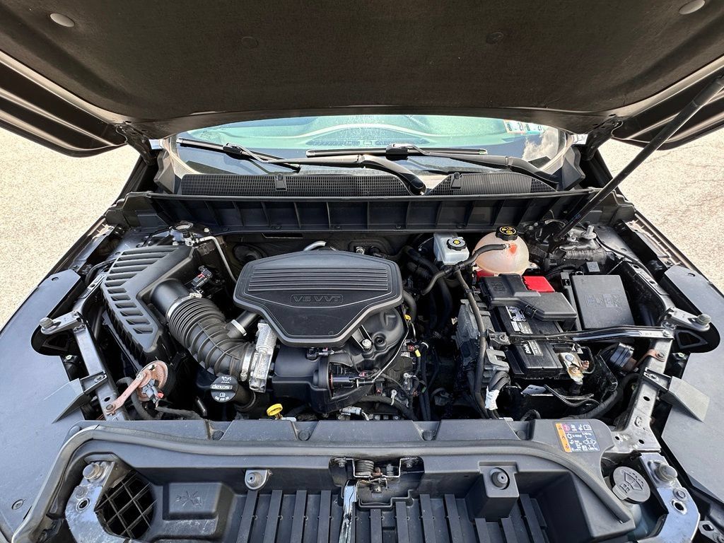 Certified 2019 GMC Acadia SLT w/ LPO, Floor Liner Package AWD/4WD image 39