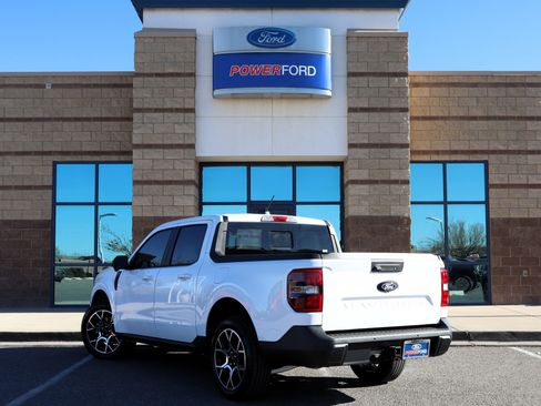 New 2026 Ford Maverick Lariat image 8