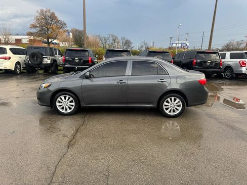 Used 2010 Toyota Corolla LE image 6