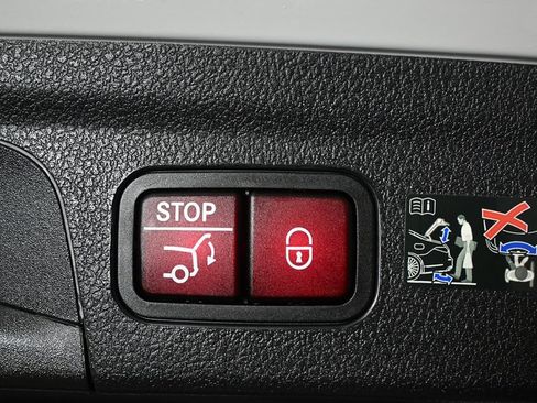 Certified 2026 Mercedes-Benz GLE 350 4MATIC image 31