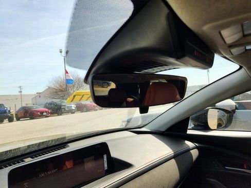 New 2025 MAZDA CX-30 Carbon image 13