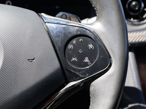 Used 2025 Karma Revero Luxury RWD image 19