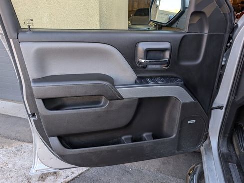 Used 2018 Chevrolet Silverado 1500 LT w/ All Star Edition image 19