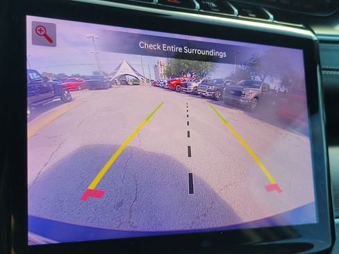 Used 2024 Jeep Grand Cherokee Limited w/ Black Appearance Package image 22