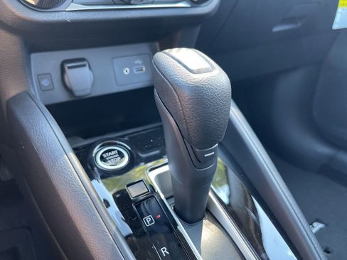 New 2025 Nissan Versa SV w/ Trunk Package image 25