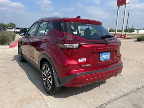 Certified 2024 Nissan Kicks SV FWD image 2